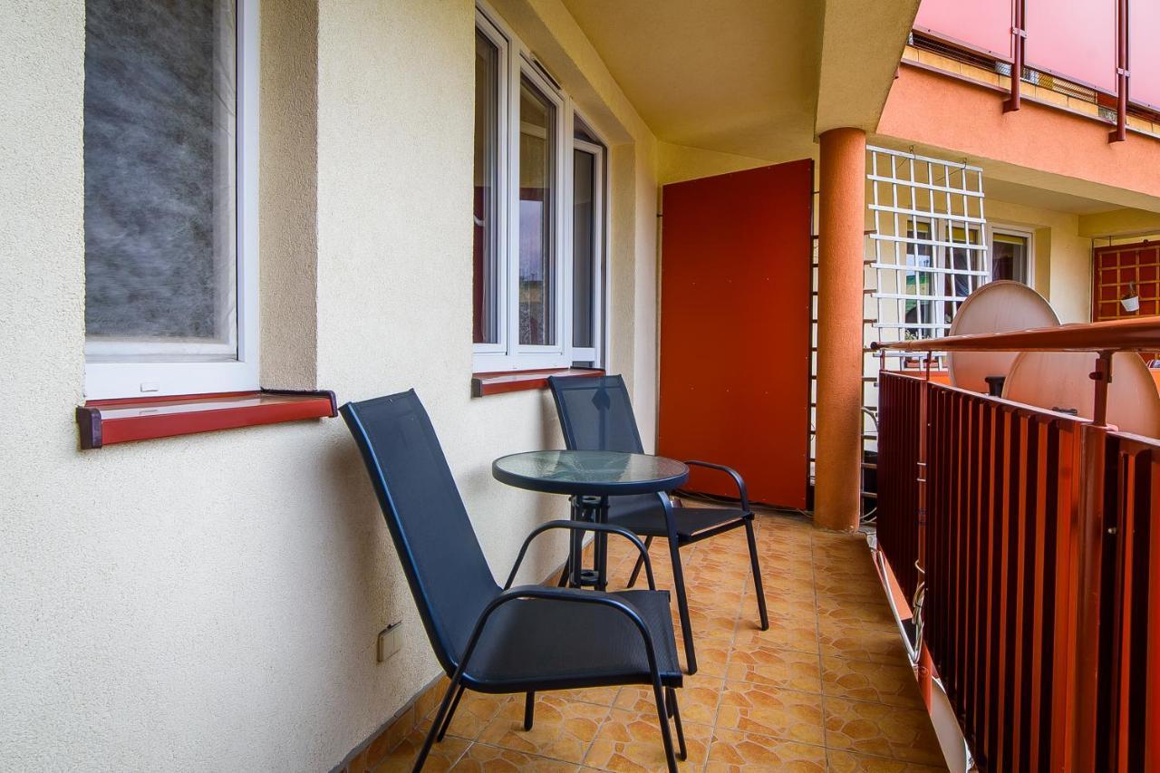 شقة Apartament 25 بيش المظهر الخارجي الصورة