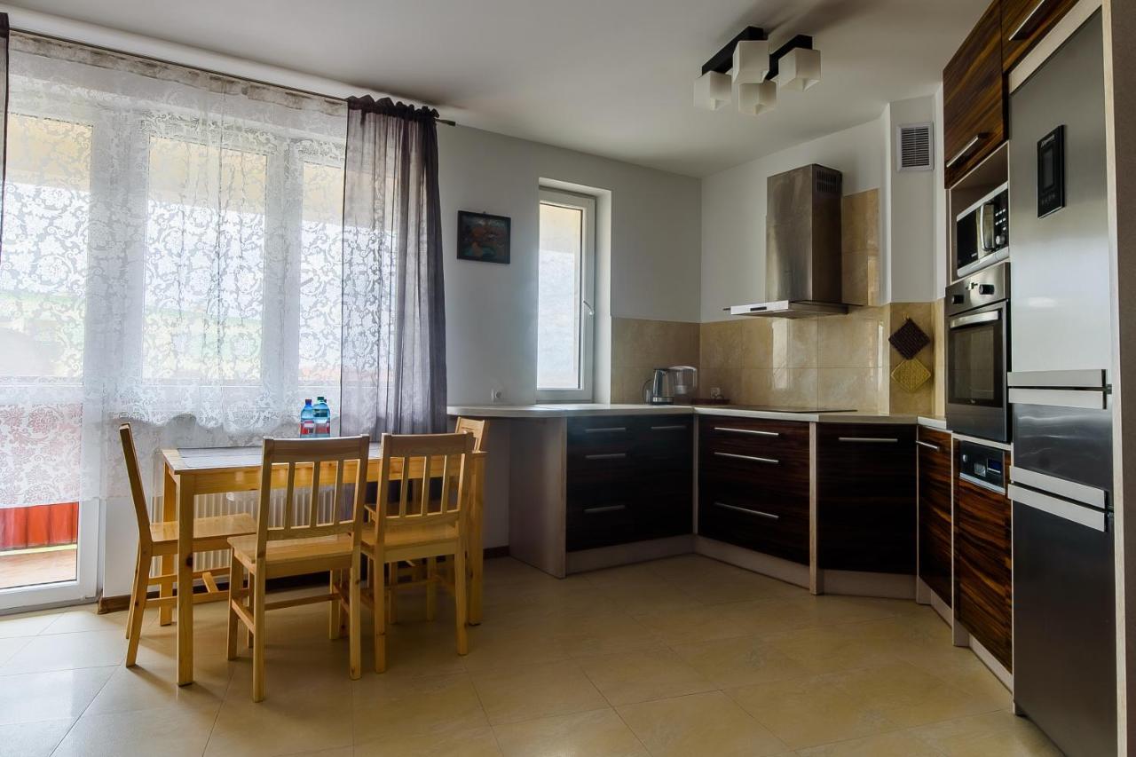 شقة Apartament 25 بيش المظهر الخارجي الصورة