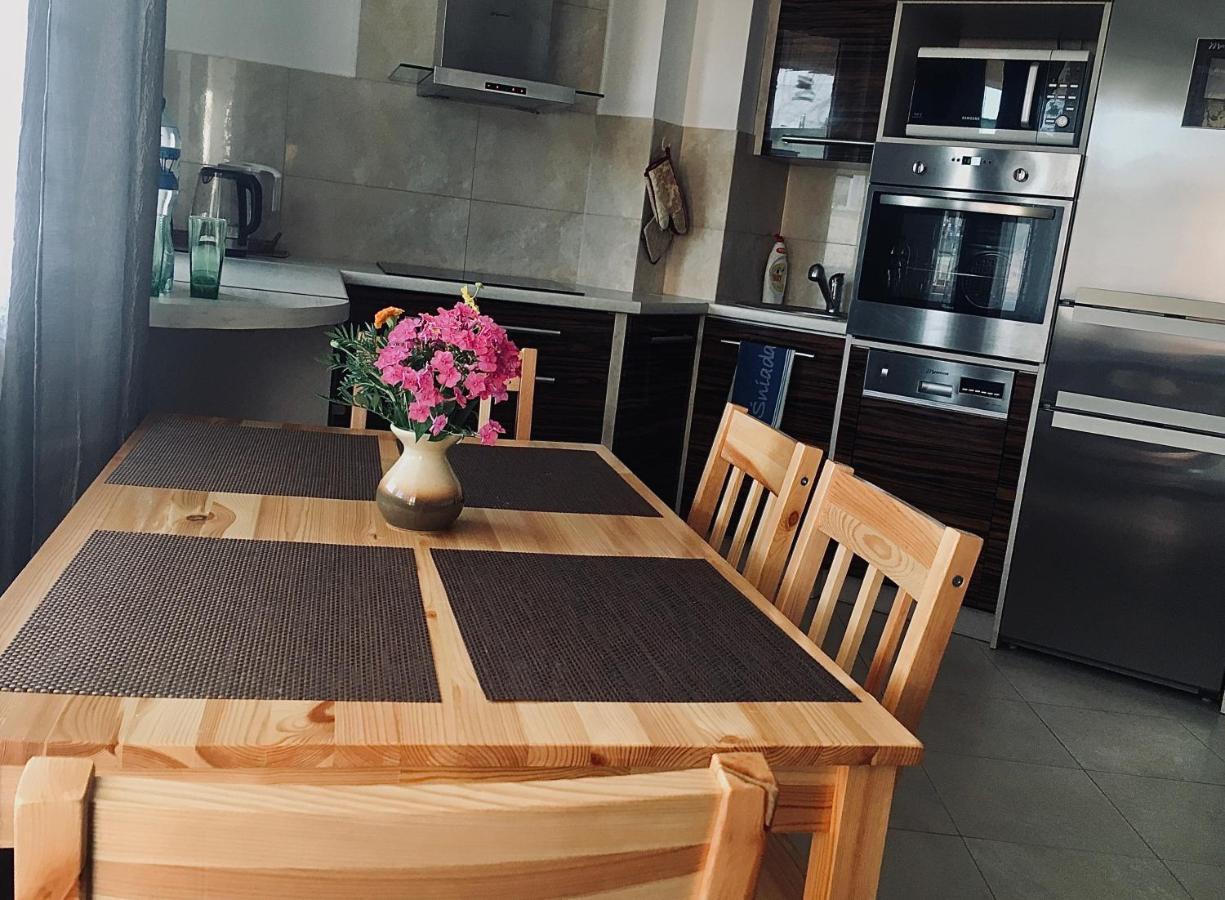 شقة Apartament 25 بيش المظهر الخارجي الصورة
