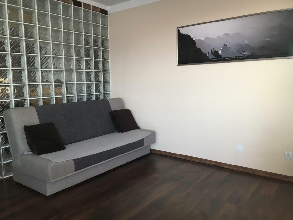 شقة Apartament 25 بيش المظهر الخارجي الصورة